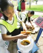 果蔬垃圾加红糖水，三个月憋成“清洁剂” [潇湘